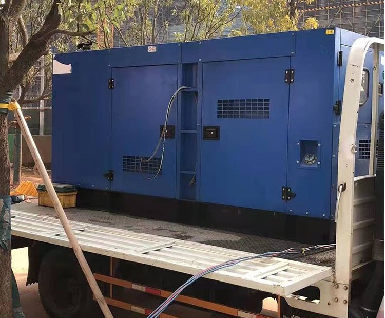 老城柴油发电机组空气滤清器多久更换一次？