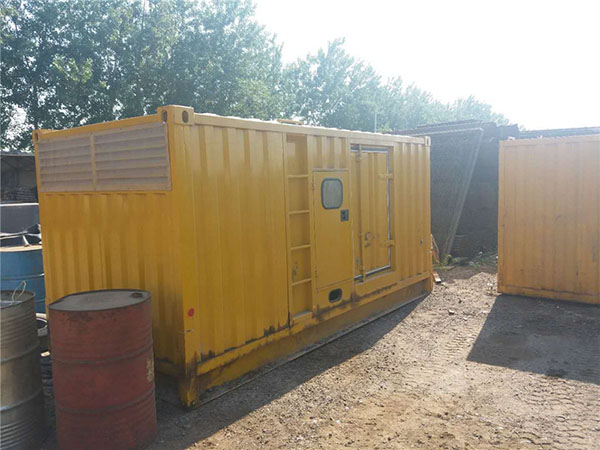 老城负载电流超过柴油发电机组的额定电流会出现什么情况？