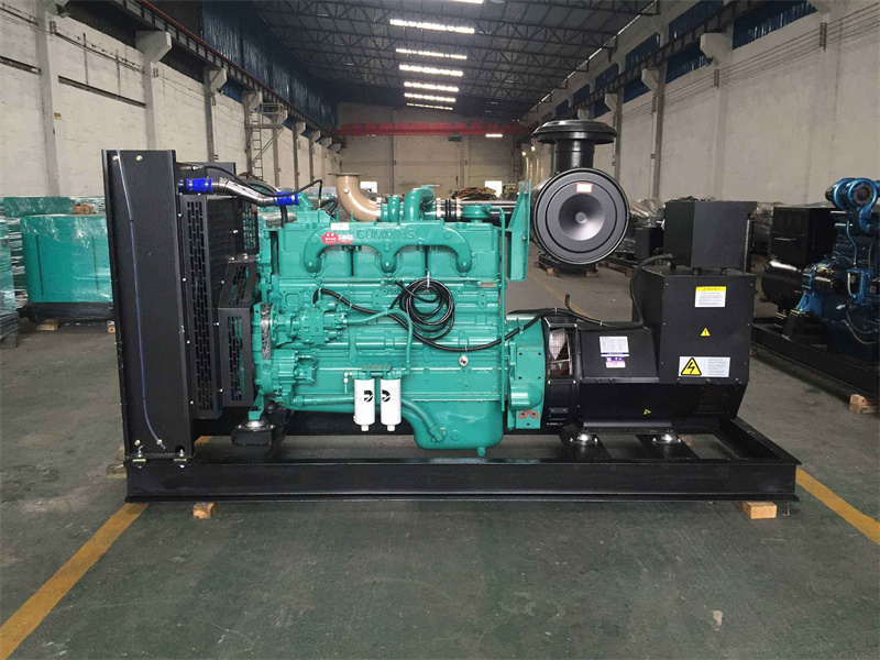 老城发电机出租租赁如何保证柴油发电机组的正常运行？