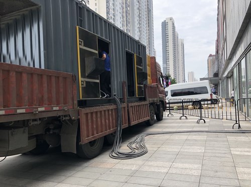 老城柴油发电机空气滤清器在不同季节的更换周期是否有差异？